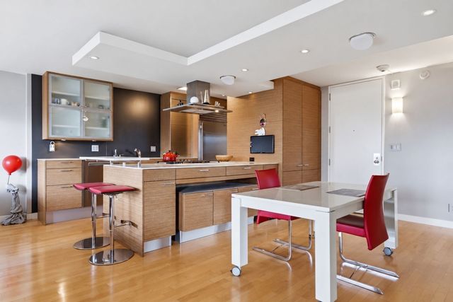 180 Beacon Street 15A, Boston, MA 02116