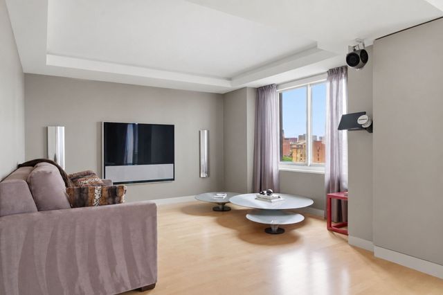 180 Beacon Street 15A, Boston, MA 02116