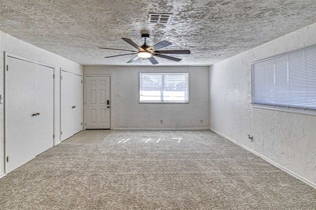 3831 NW Bell Ave, Lawton, OK 73505