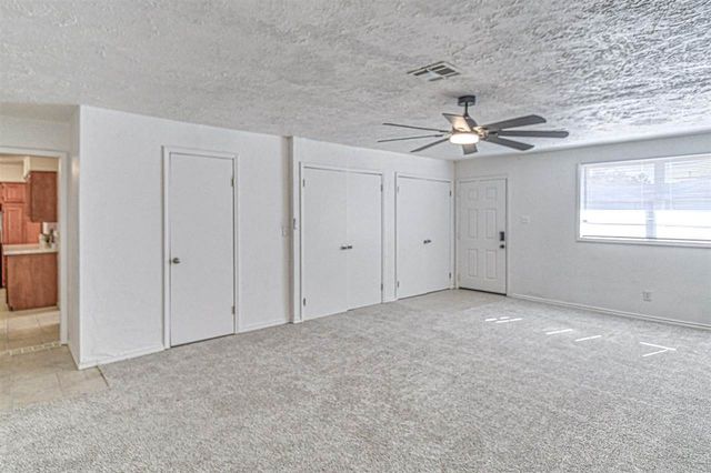 3831 NW Bell Ave, Lawton, OK 73505