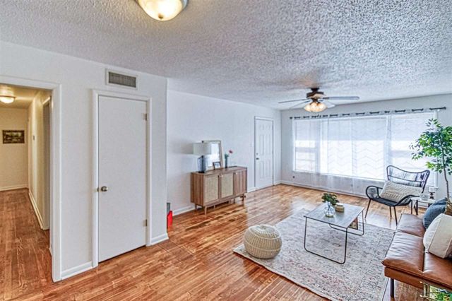 3831 NW Bell Ave, Lawton, OK 73505
