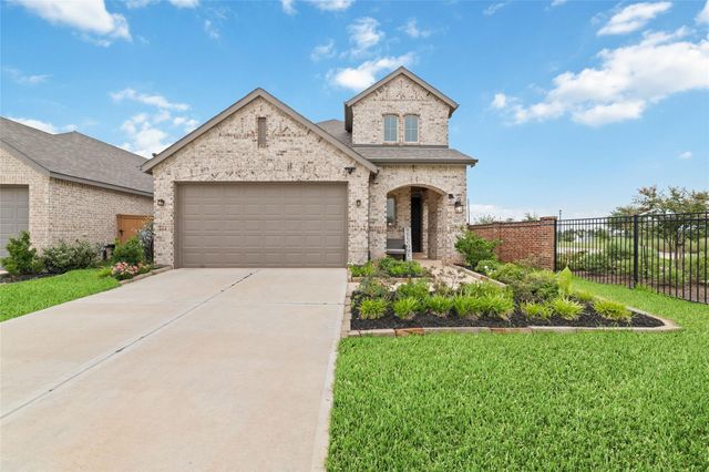 925 Crystal Bend Lane, Katy, TX 77493
