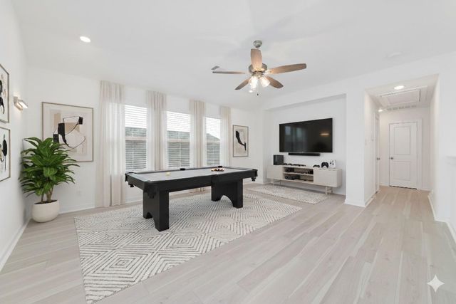 925 Crystal Bend Lane, Katy, TX 77493