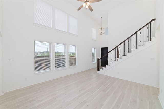 925 Crystal Bend Lane, Katy, TX 77493