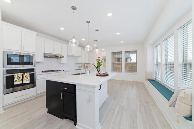 925 Crystal Bend Lane, Katy, TX 77493