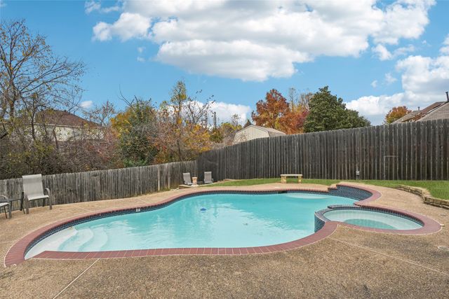 3649 Smoke Tree Trail, Fort Worth, TX 76040