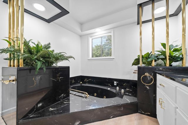 208 Southshore Drive, Hot Springs, AR 71913