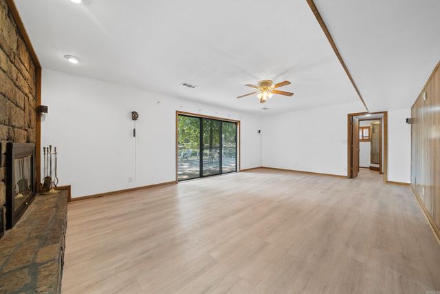 208 Southshore Drive, Hot Springs, AR 71913