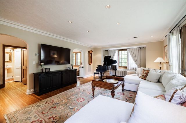 550 Winton Road South, Brighton, NY 14618