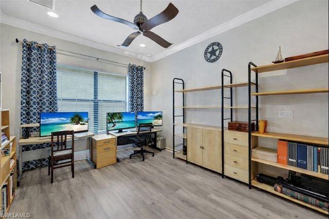 3407 Baltic DR, Naples, FL 34119