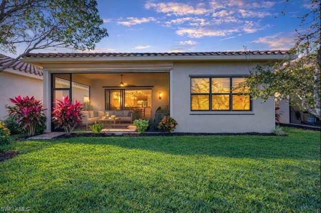 3407 Baltic DR, Naples, FL 34119