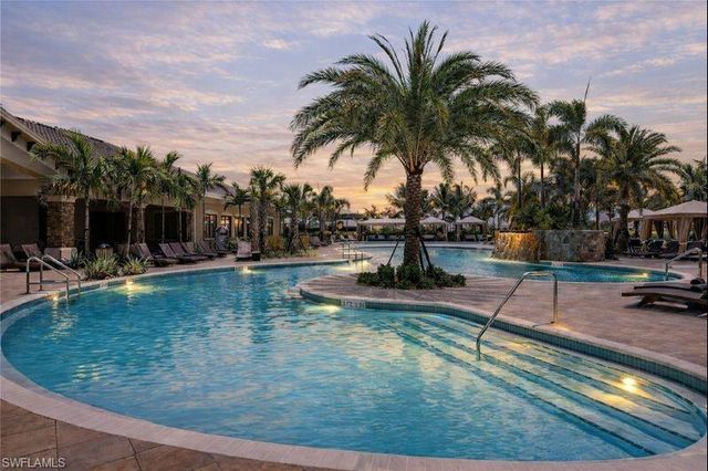 3407 Baltic DR, Naples, FL 34119