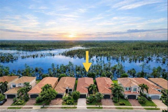 3407 Baltic DR, Naples, FL 34119