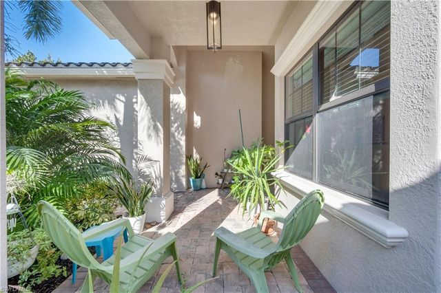 3407 Baltic DR, Naples, FL 34119