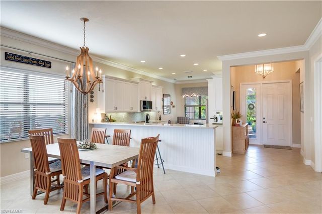 3407 Baltic DR, Naples, FL 34119