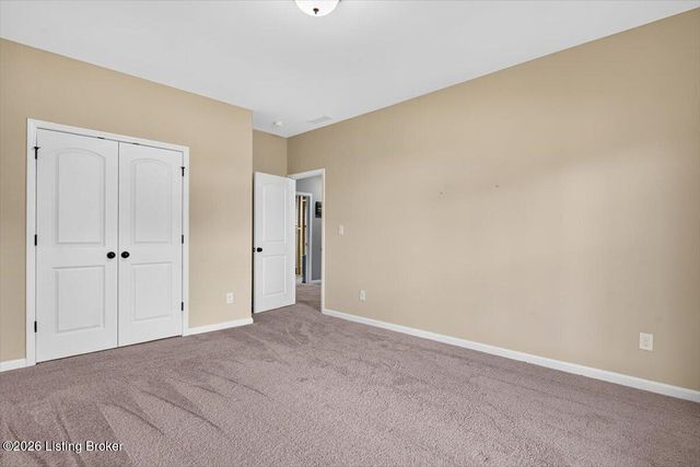 17314 Shakes Creek Dr, Fisherville, KY 40023