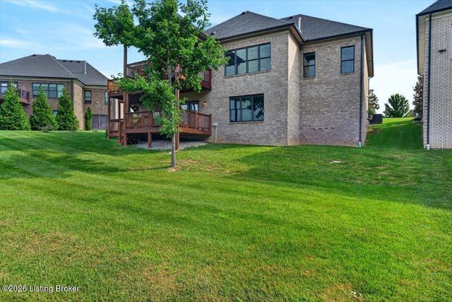 17314 Shakes Creek Dr, Fisherville, KY 40023