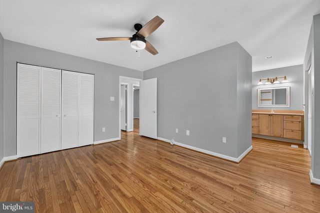 2031 SARAZEN PL, Reston, VA 20191