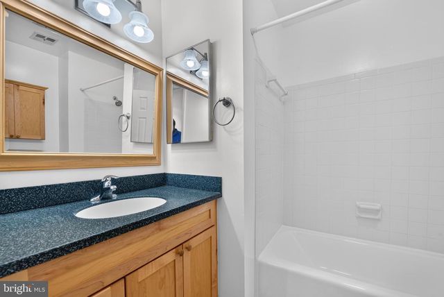 2031 SARAZEN PL, Reston, VA 20191