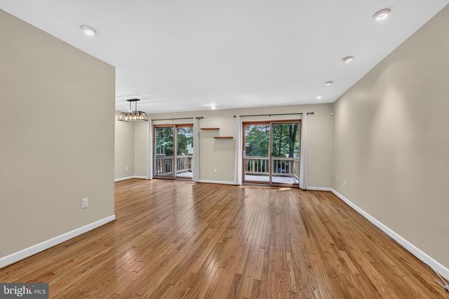 2031 SARAZEN PL, Reston, VA 20191