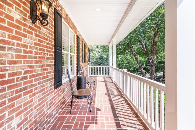 503 Antrim Glen Drive, Hoschton, GA 30548