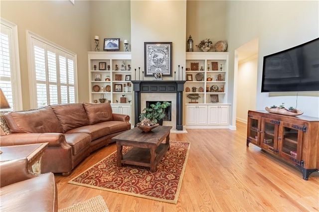 503 Antrim Glen Drive, Hoschton, GA 30548