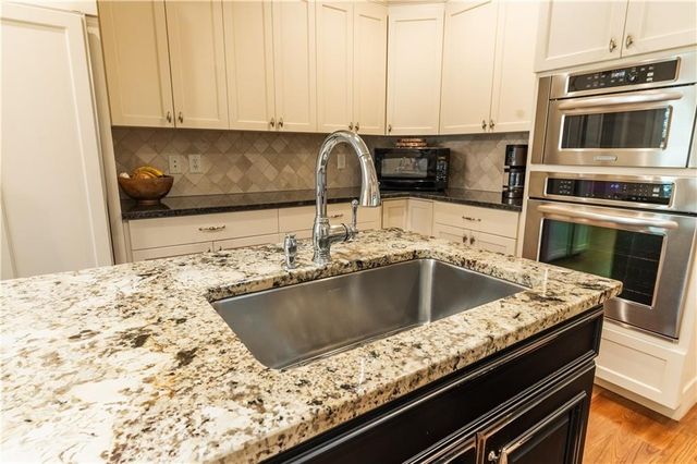 503 Antrim Glen Drive, Hoschton, GA 30548