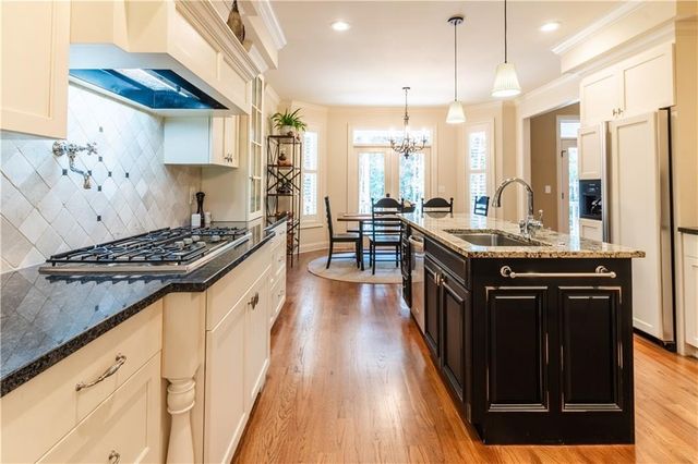 503 Antrim Glen Drive, Hoschton, GA 30548