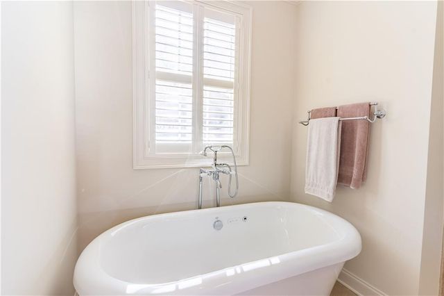 503 Antrim Glen Drive, Hoschton, GA 30548