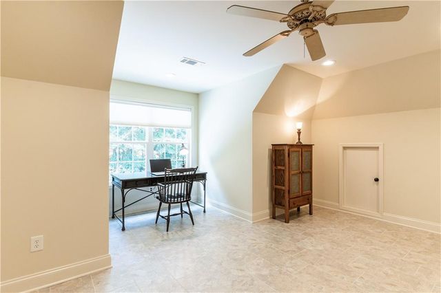 503 Antrim Glen Drive, Hoschton, GA 30548