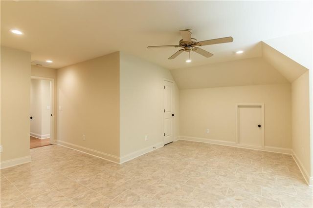 503 Antrim Glen Drive, Hoschton, GA 30548