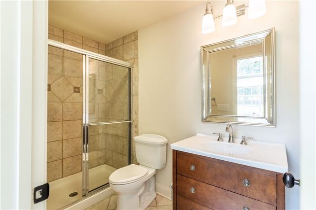 503 Antrim Glen Drive, Hoschton, GA 30548