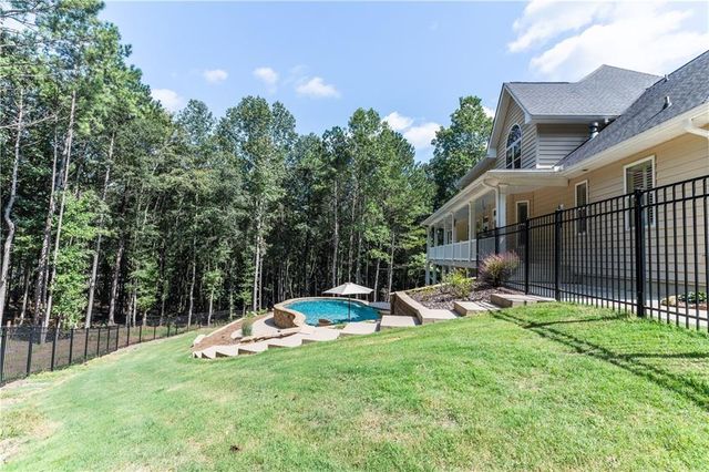 503 Antrim Glen Drive, Hoschton, GA 30548