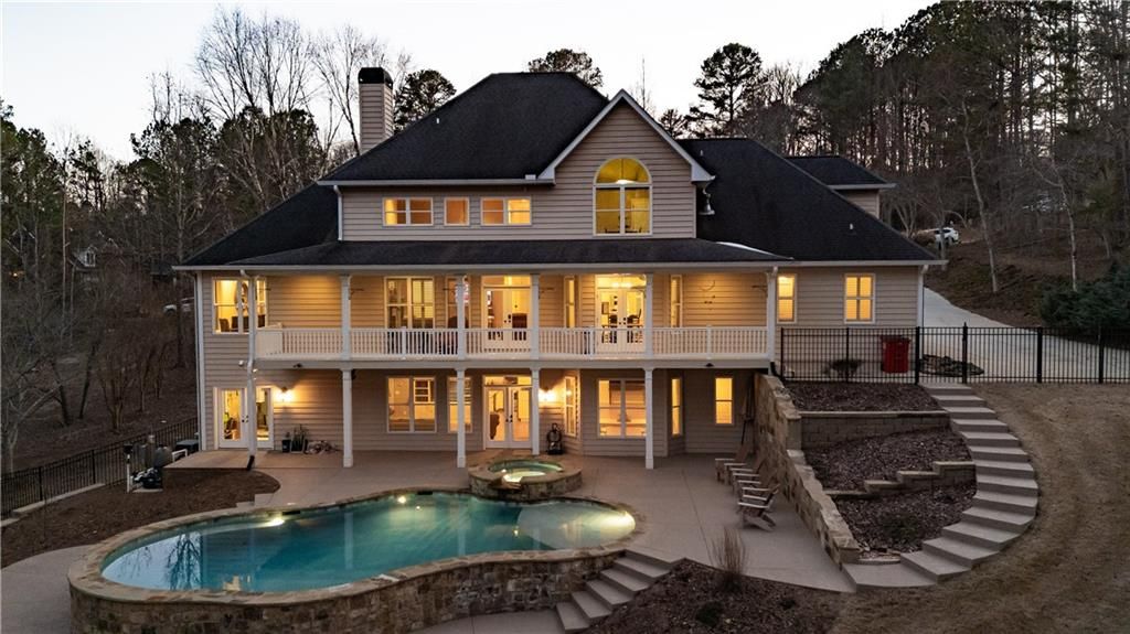 503 Antrim Glen Drive, Hoschton, GA 30548