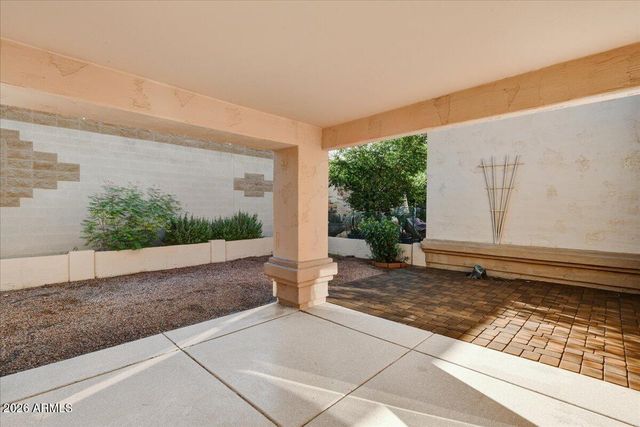 19453 N 83RD Drive, Peoria, AZ 85382