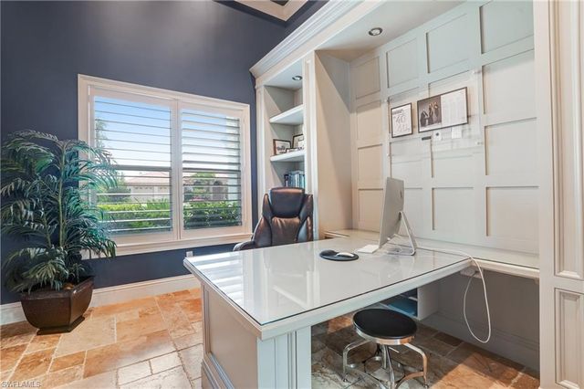 7562 Cordoba CIR, Naples, FL 34109