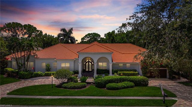 7562 Cordoba CIR, Naples, FL 34109