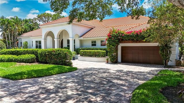 7562 Cordoba CIR, Naples, FL 34109