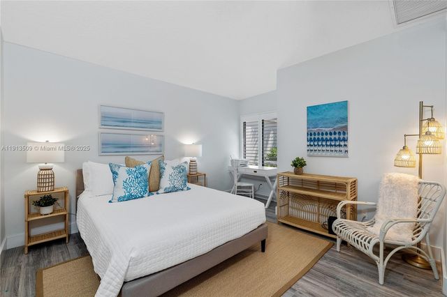 701 Sea Oats Dr D-1, Juno Beach, FL 33408