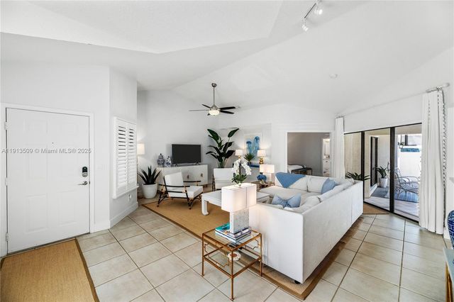 701 Sea Oats Dr D-1, Juno Beach, FL 33408