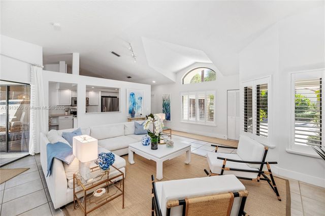 701 Sea Oats Dr D-1, Juno Beach, FL 33408