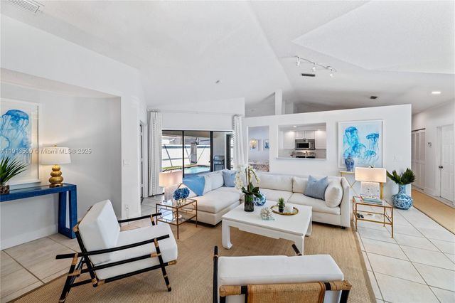 701 Sea Oats Dr D-1, Juno Beach, FL 33408