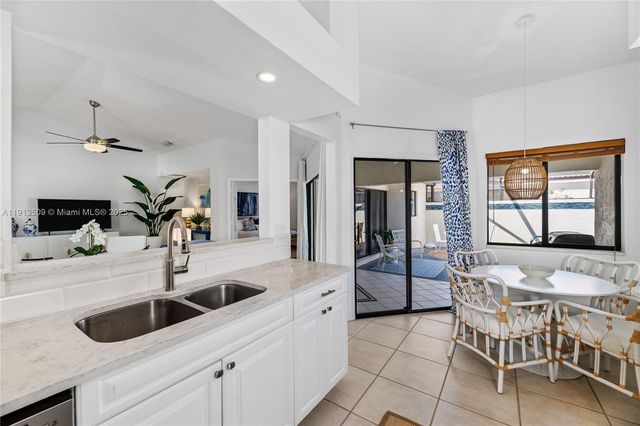 701 Sea Oats Dr D-1, Juno Beach, FL 33408