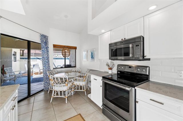 701 Sea Oats Dr D-1, Juno Beach, FL 33408