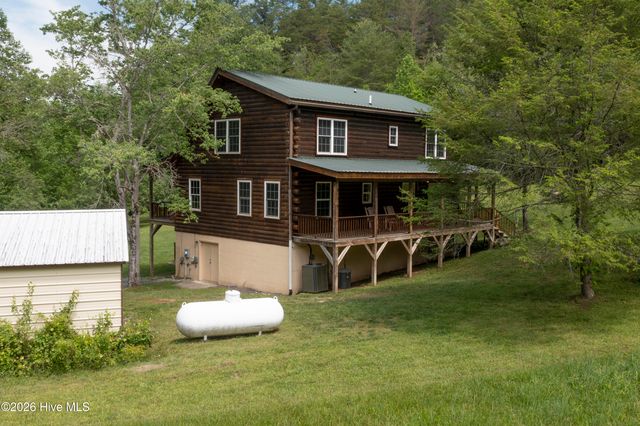365 Orchard Drive, Murphy, NC 28906
