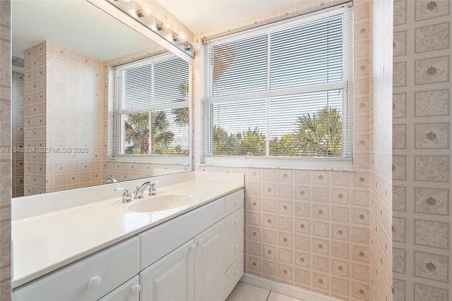 1660 S Highway A1A 222, Jupiter, FL 33477
