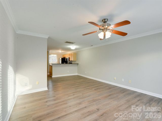 1224 Green Oaks Lane G, Charlotte, NC 28205