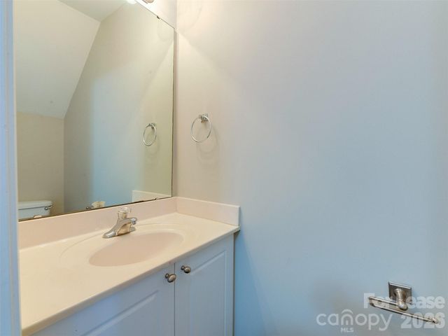 1224 Green Oaks Lane G, Charlotte, NC 28205