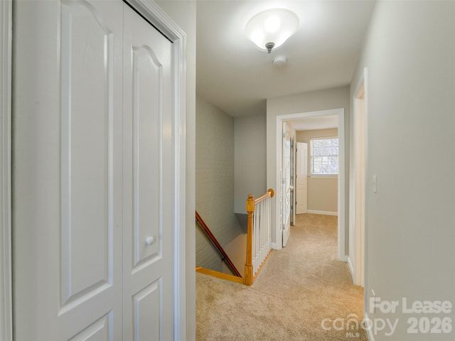 1224 Green Oaks Lane G, Charlotte, NC 28205
