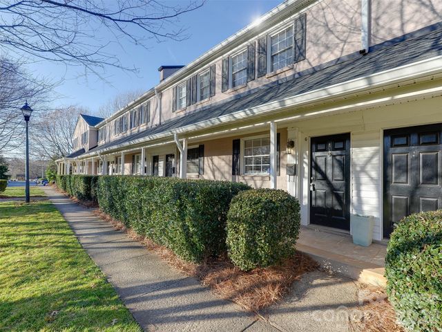 1224 Green Oaks Lane G, Charlotte, NC 28205